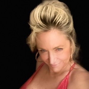 Meet your Posher, Nena